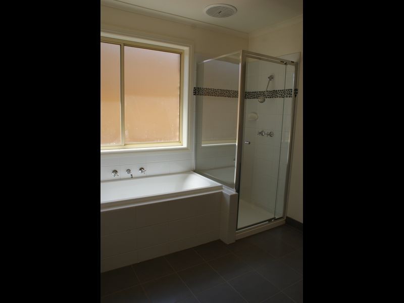 29/18 Ben Drive, Pakenham VIC 3810