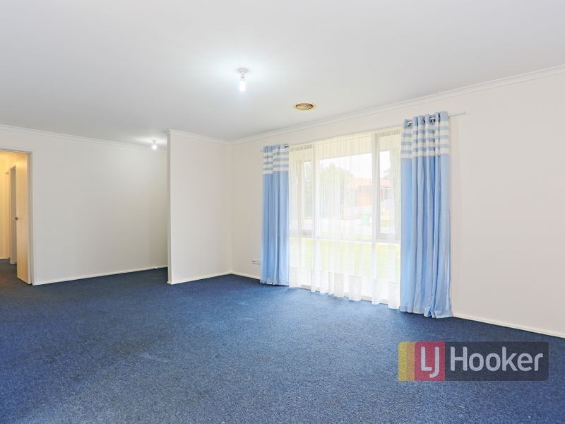 6 Matthews Court, Pakenham VIC 3810