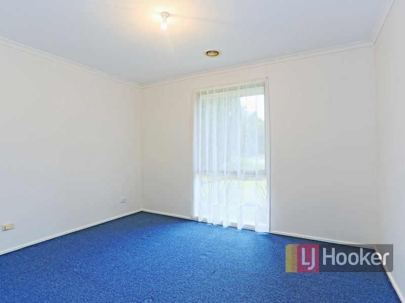 6 Matthews Court, Pakenham VIC 3810