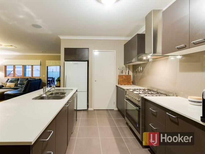 20 Bluestone Street, Pakenham VIC 3810