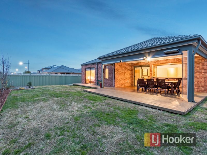 20 Bluestone Street, Pakenham VIC 3810