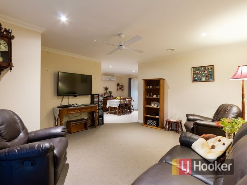 1/12 Anderson Street, Pakenham VIC 3810