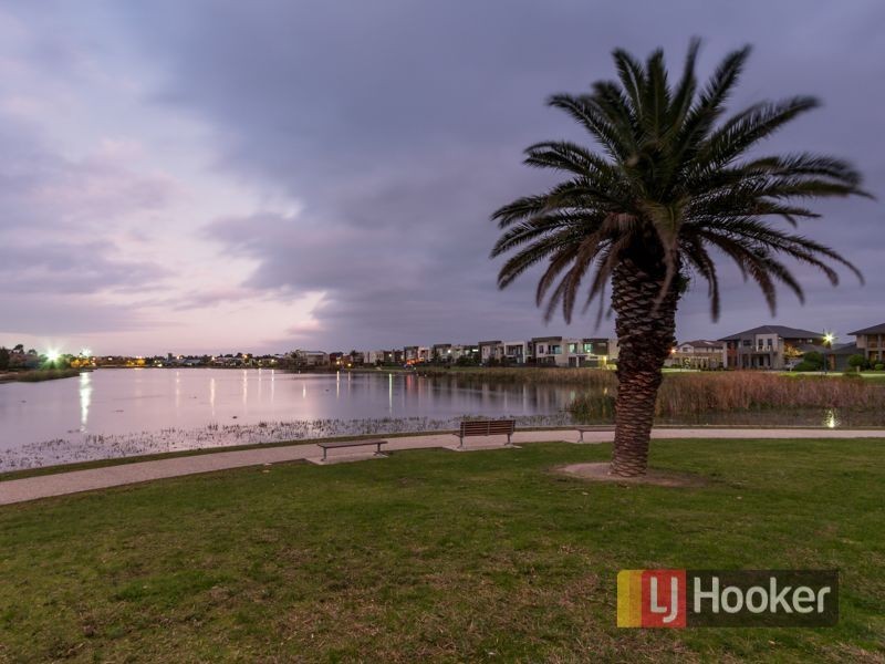 6 Sandpiper Close, Pakenham VIC 3810