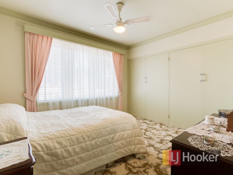 16 Princes Highway, Pakenham VIC 3810