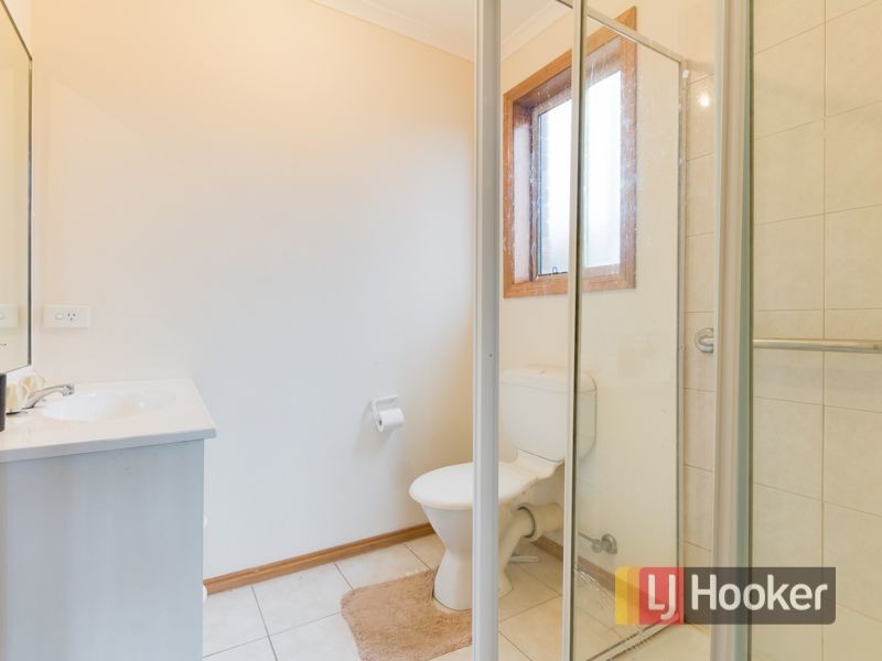 5 Rossi Close, Pakenham VIC 3810