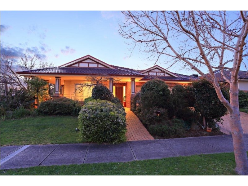 1 Flinders Chase, Pakenham VIC 3810