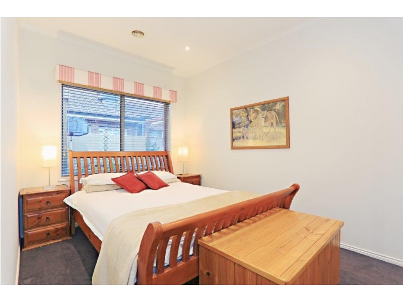 1 Flinders Chase, Pakenham VIC 3810
