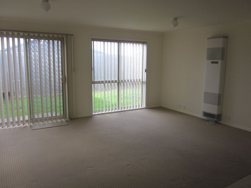 7/51 Leigh Drive, Pakenham VIC 3810