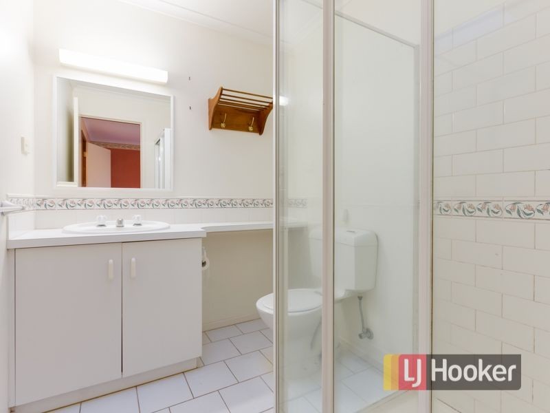 15 Leigh Drive, Pakenham VIC 3810