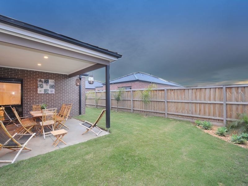 10 Bellerive Avenue, Officer VIC 3809
