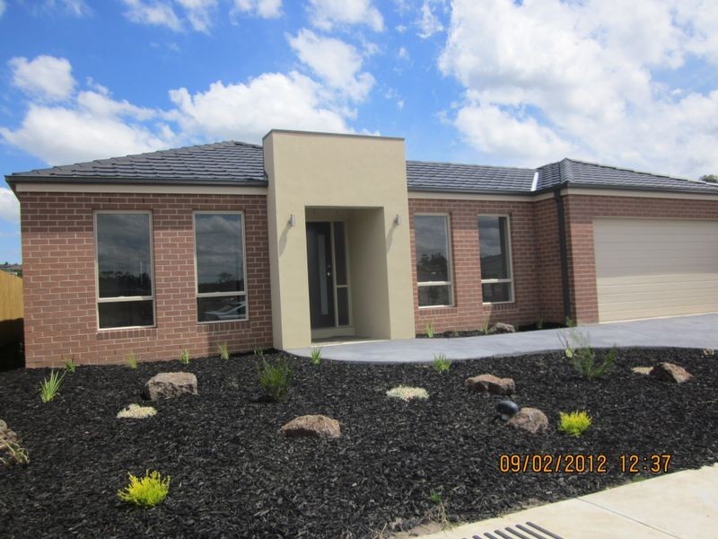 45 Thwaites Road, Pakenham VIC 3810