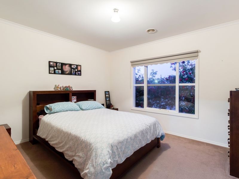 7 Caspian Chase, Pakenham VIC 3810