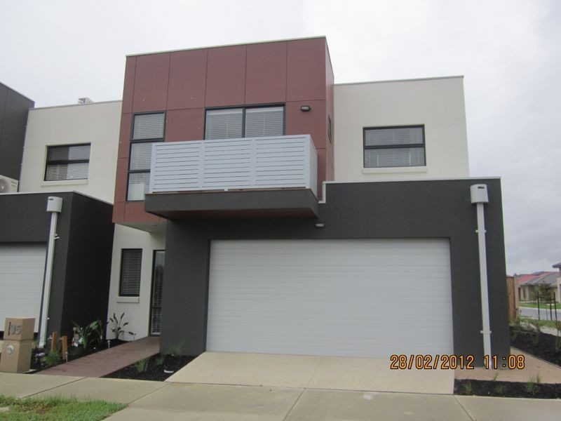 35 Rushlilly Drive, Officer VIC 3809