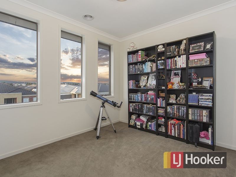 21 Cranbrook Circuit, Officer VIC 3809