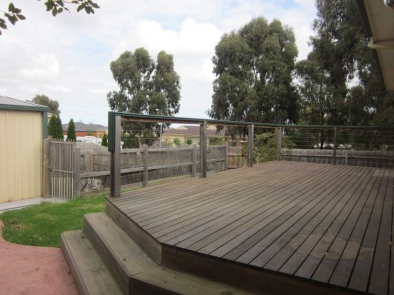 94 Eagle Drive, Pakenham VIC 3810