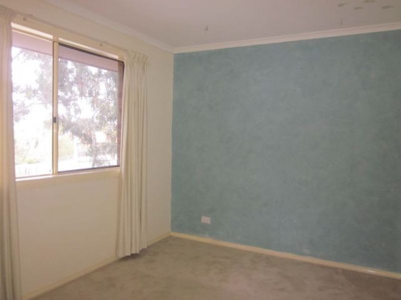 94 Eagle Drive, Pakenham VIC 3810