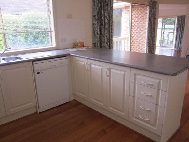 94 Eagle Drive, Pakenham VIC 3810