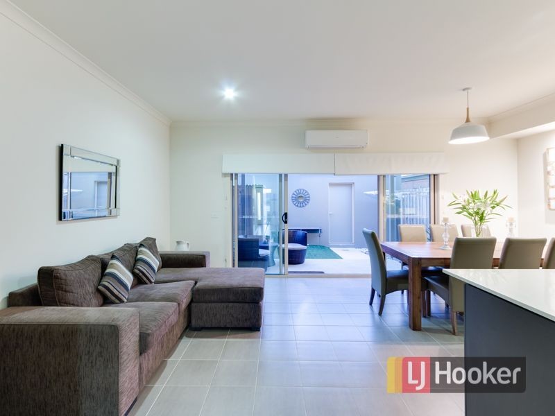 3 Pine Way, Pakenham VIC 3810