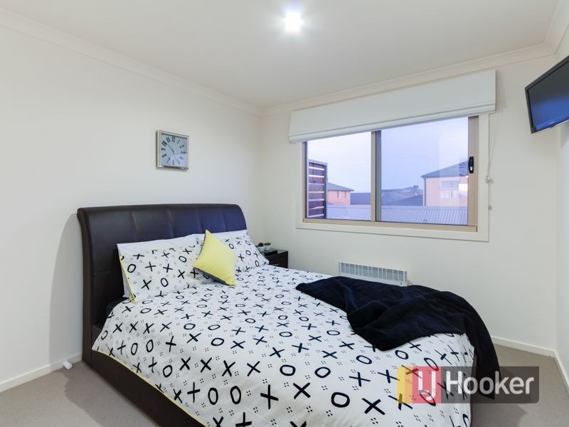 3 Pine Way, Pakenham VIC 3810