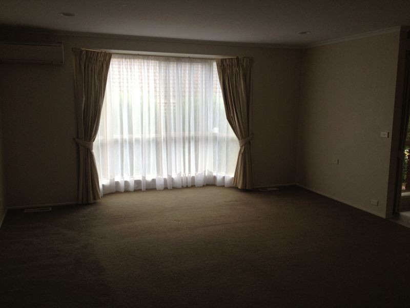 15 Kelly Court, Pakenham VIC 3810