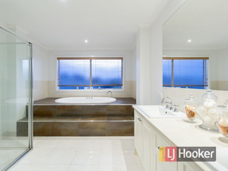 7 Dairy Close, Officer VIC 3809