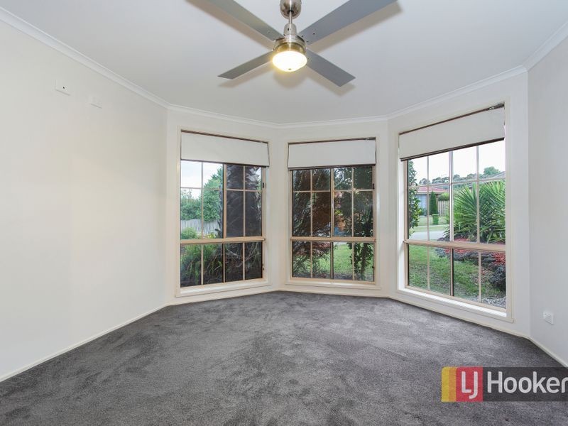 4 McGill Court, Pakenham VIC 3810