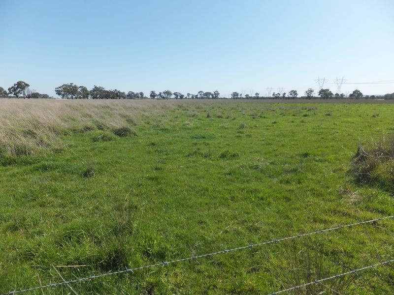 1025 McDonalds Drain Road, Pakenham VIC 3810