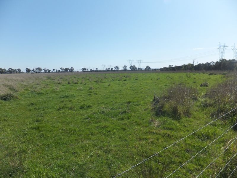 1025 McDonalds Drain Road, Pakenham VIC 3810