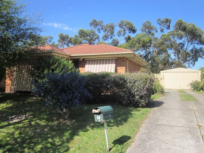 26 Pommel Street, Pakenham VIC 3810