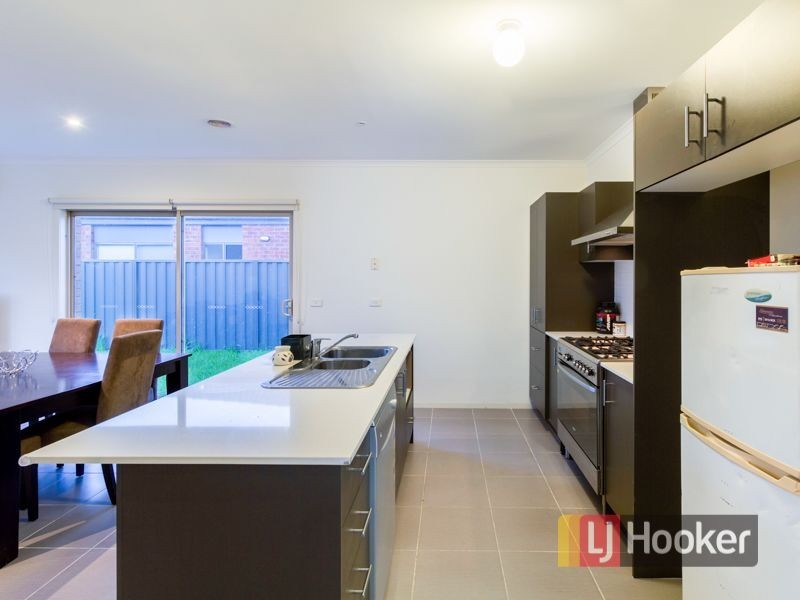 13 Macadamia Street, Pakenham VIC 3810