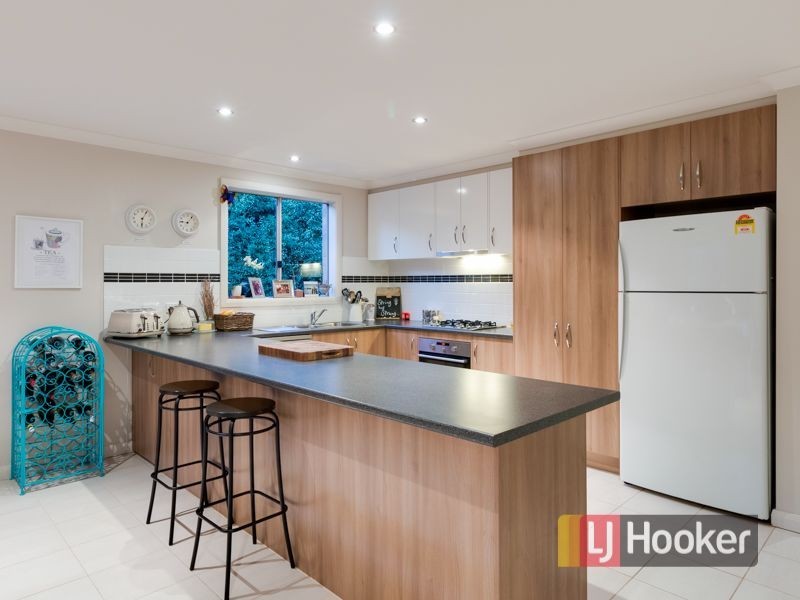 4/101 Ebony Drive, Pakenham VIC 3810