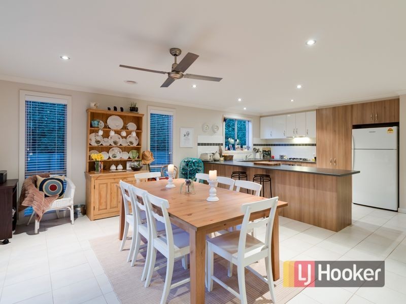 4/101 Ebony Drive, Pakenham VIC 3810