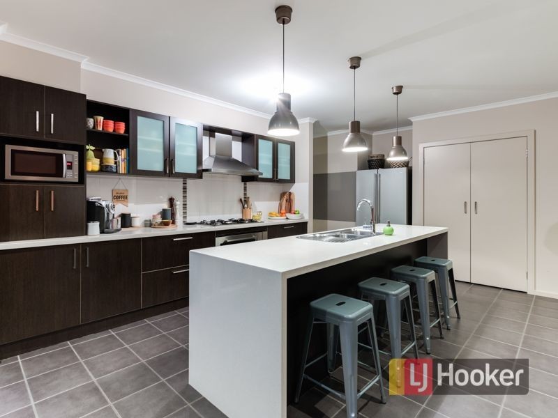 11 Radiata Circuit, Pakenham VIC 3810
