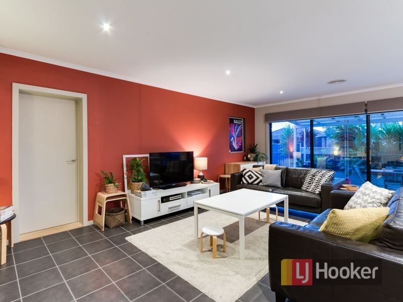 11 Radiata Circuit, Pakenham VIC 3810