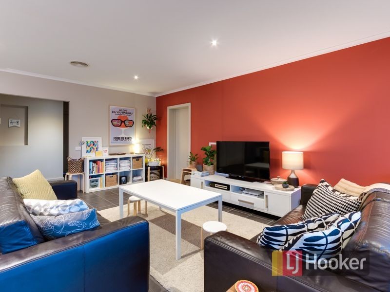 11 Radiata Circuit, Pakenham VIC 3810