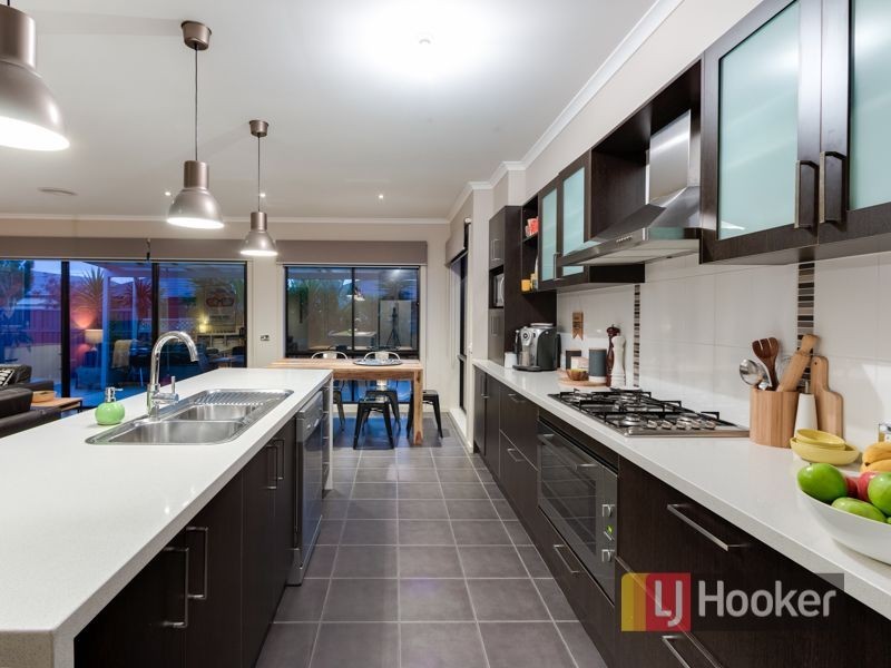 11 Radiata Circuit, Pakenham VIC 3810
