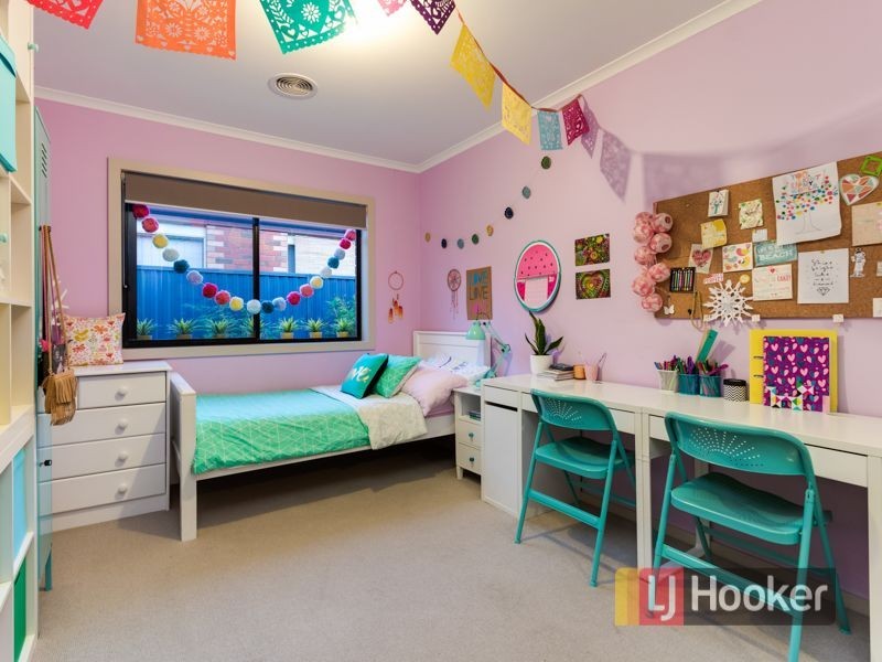 11 Radiata Circuit, Pakenham VIC 3810