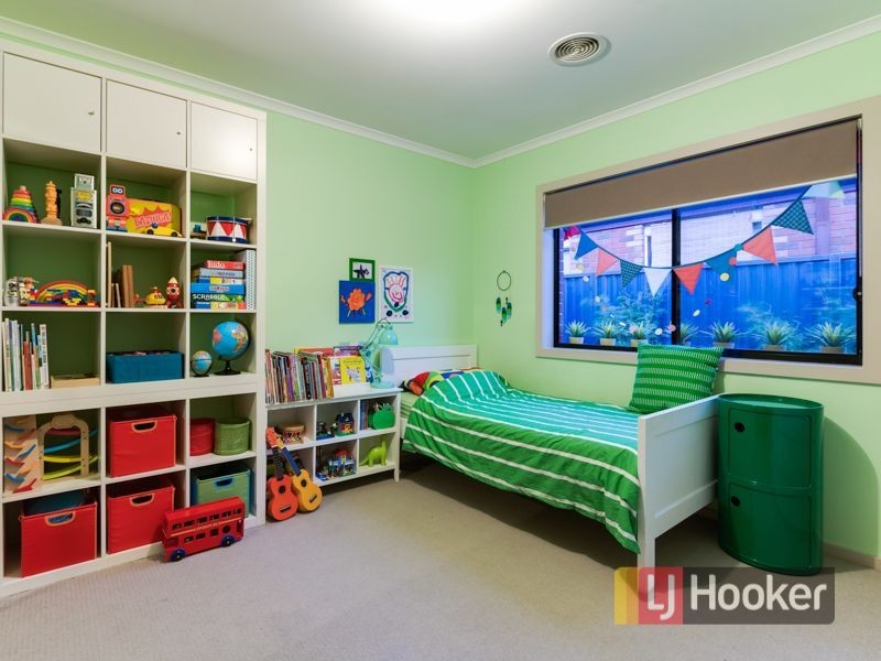 11 Radiata Circuit, Pakenham VIC 3810