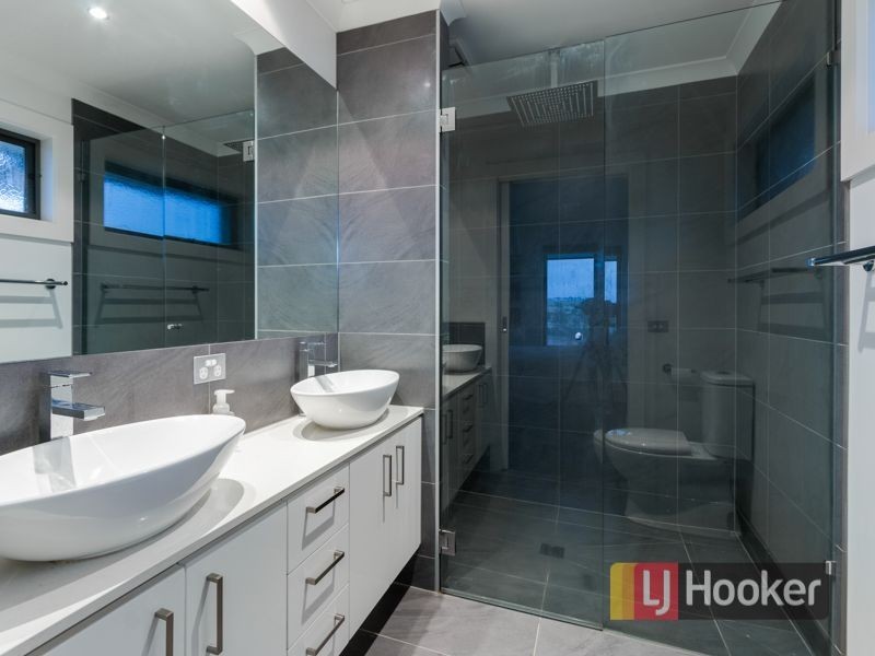 34 Constance Way, Pakenham VIC 3810