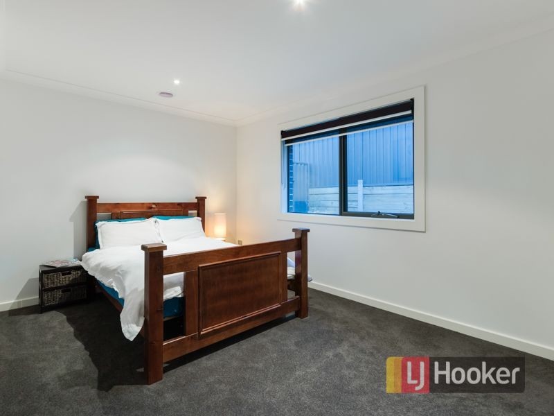 34 Constance Way, Pakenham VIC 3810