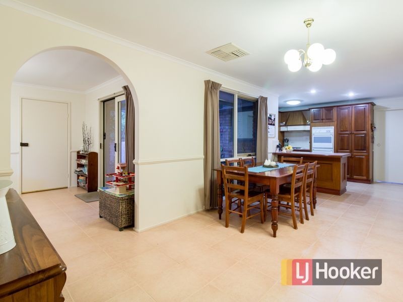 3 McInnes Court, Pakenham VIC 3810