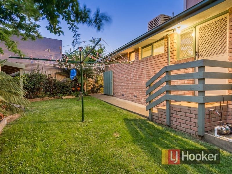 3 McInnes Court, Pakenham VIC 3810
