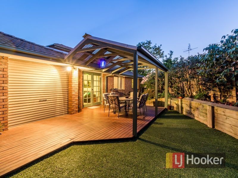 3 McInnes Court, Pakenham VIC 3810