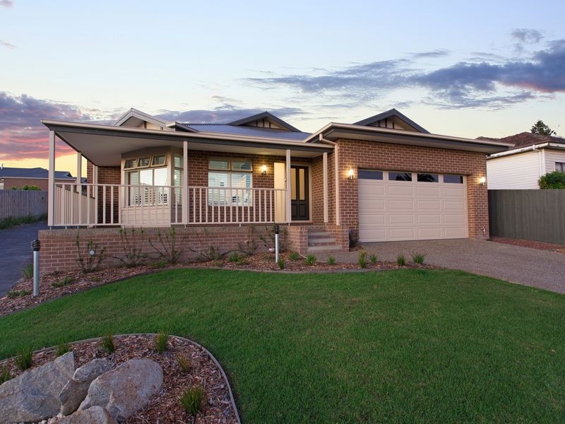 2 Cooper Rise, Bunyip VIC 3815