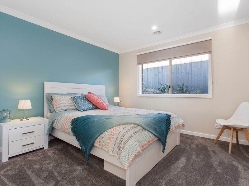 2 Cooper Rise, Bunyip VIC 3815