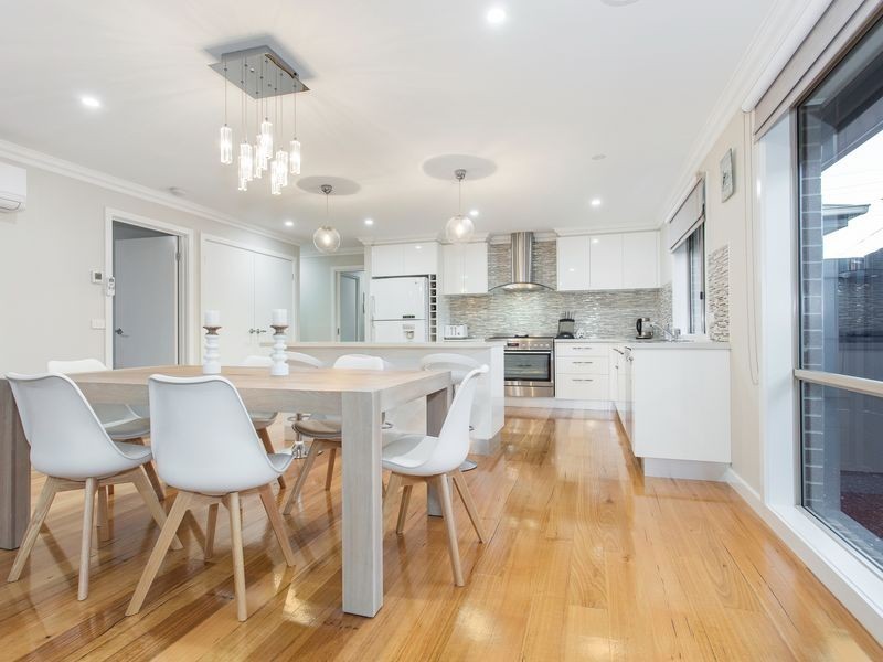 2 Cooper Rise, Bunyip VIC 3815