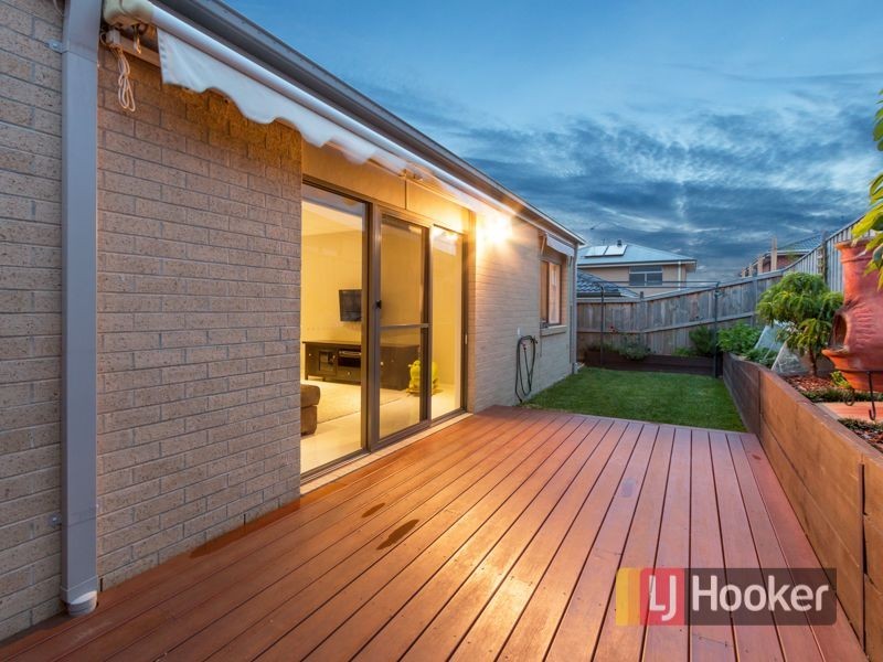 8 Berkley Street, Pakenham VIC 3810
