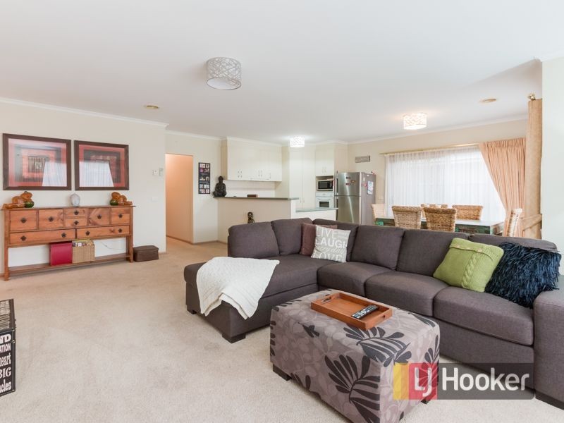 2/166 Princes Highway, Pakenham VIC 3810