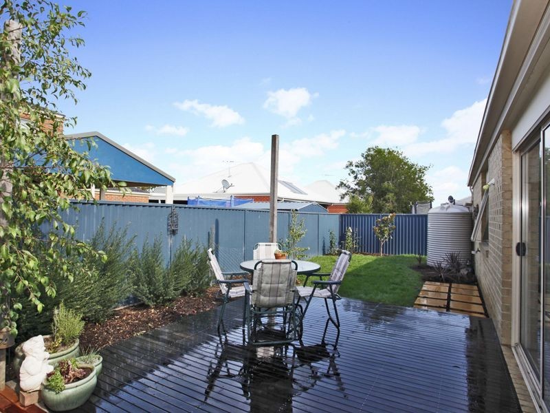 52 Shearwater Drive, Pakenham VIC 3810