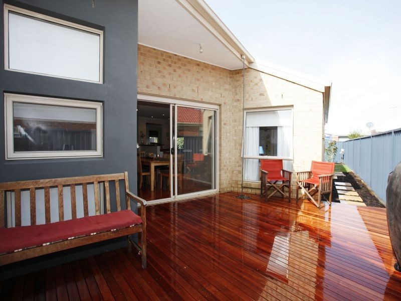 52 Shearwater Drive, Pakenham VIC 3810